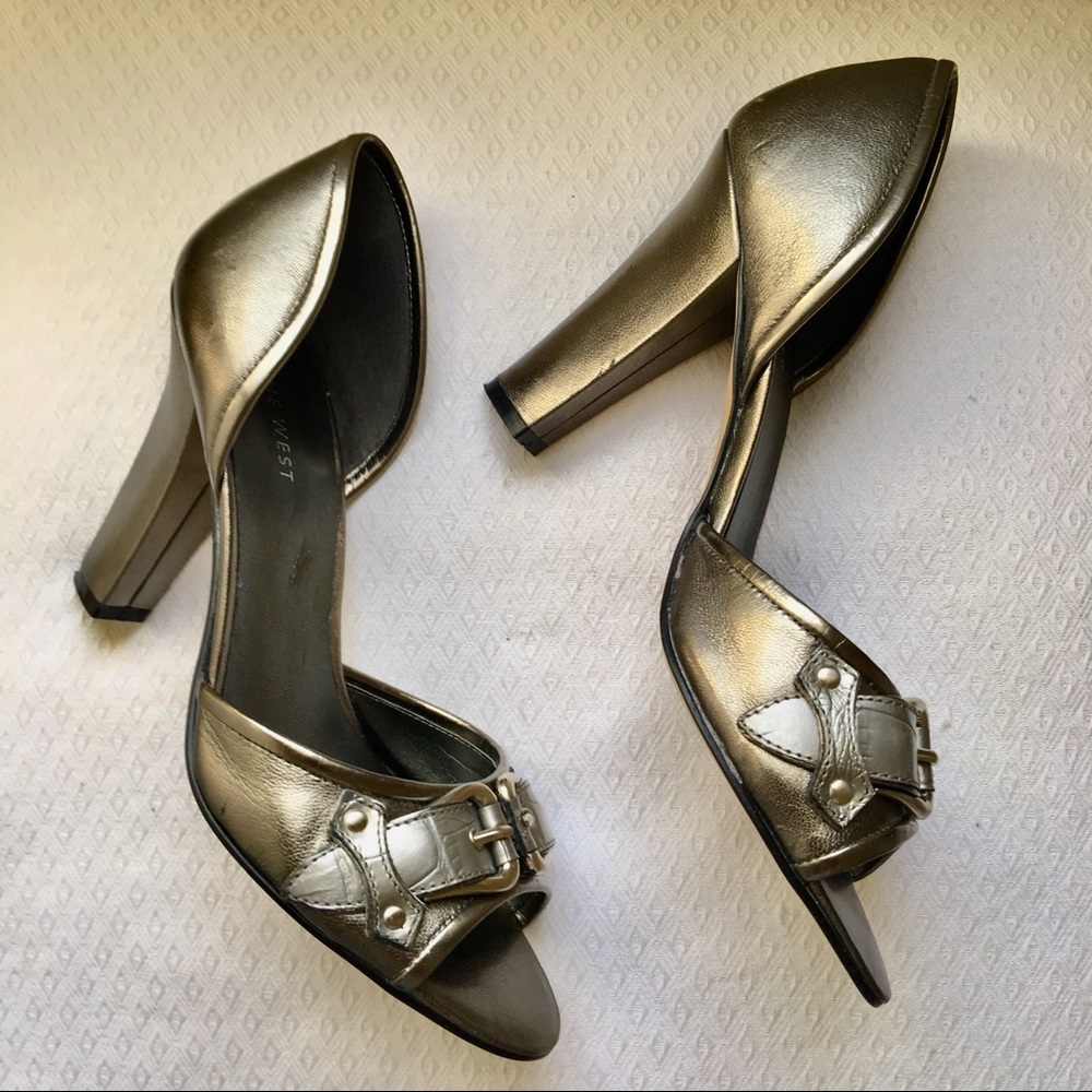 Glamorous Nine West pewter D’orsay heels! 💋SALE! - Picture 3 of 8